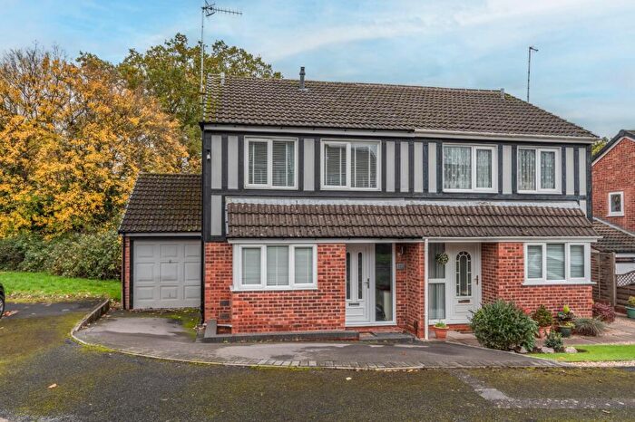 3 Bedroom Semi Detached House For Sale In Redstone Close, Church Hill North, Redditch, B98