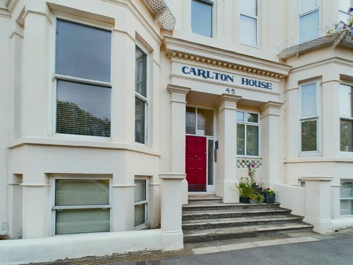 1 Bedroom Flat To Rent In Carlton House, PO5