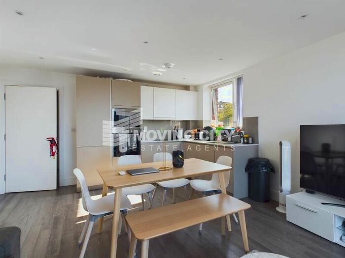 1 Bedroom Flat To Rent In Gaumont Place, Streatham Hill, SW2