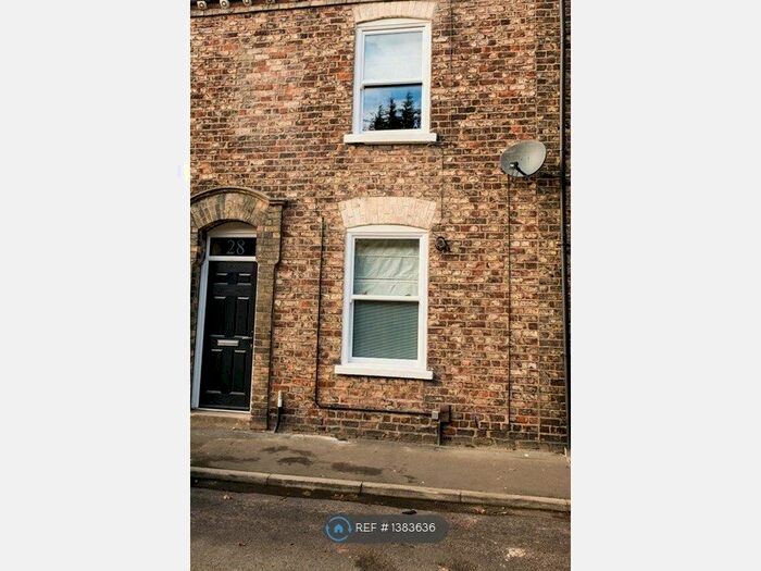 2 Bedroom Terraced House To Rent In Scarborough Terrace, York, YO30