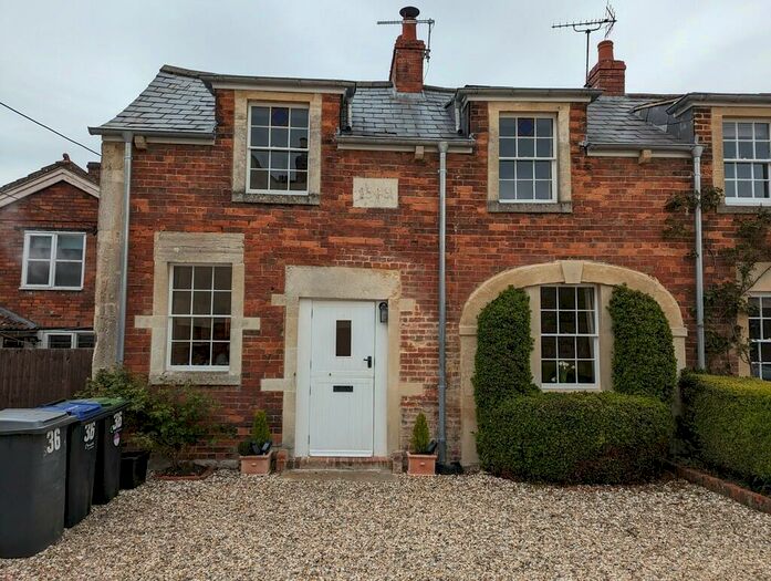 2 Bedroom Terraced House To Rent In The Halve, BA14