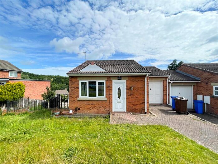 3 Bedroom Semi-Detached House To Rent In Standon Crescent, S9