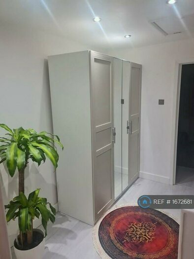 3 Bedroom Semi-Detached House To Rent In Newman Road, Rotherham, S60