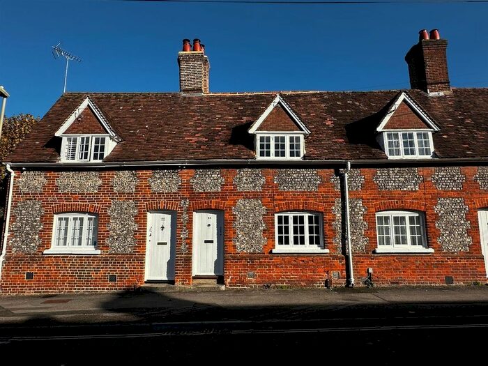 1 Bedroom Cottage To Rent In Marlborough Street, Andover, SP10