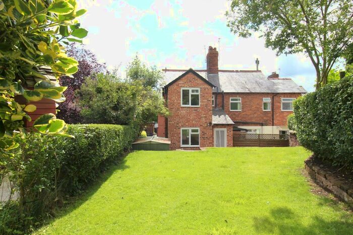 2 Bedroom End Of Terrace House To Rent In Park Road, Tarporley, CW6
