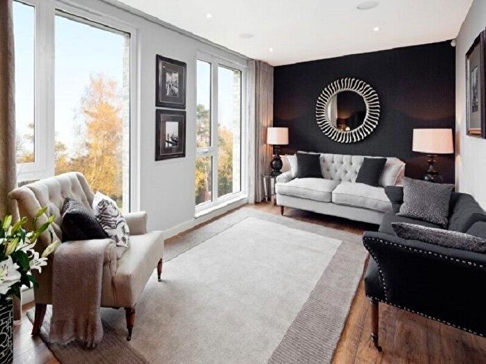 3 Bedroom Flat For Sale In Hendon, NW9