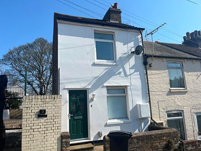 2 Bedroom Terraced House To Rent In MacDonald Road, CT17
