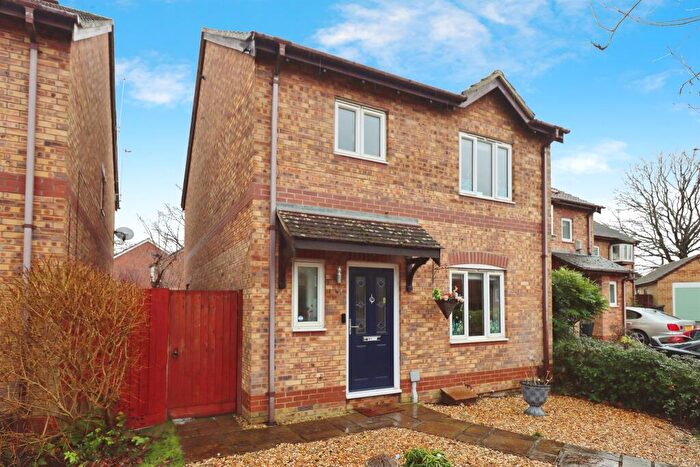 3 Bedroom Detached House For Sale In Meadgate, Emersons Green, Bristol, BS16