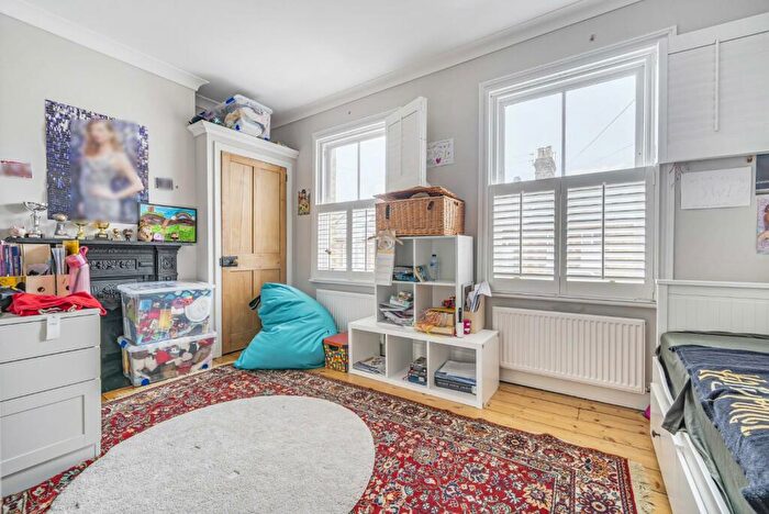 4 Bedroom Terraced House To Rent In Devereux Road, Windsor, SL4