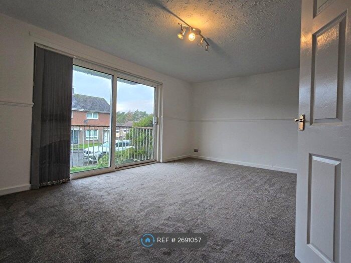 2 Bedroom Flat To Rent In Angus Avenue, East Kilbride, Glasgow, G74