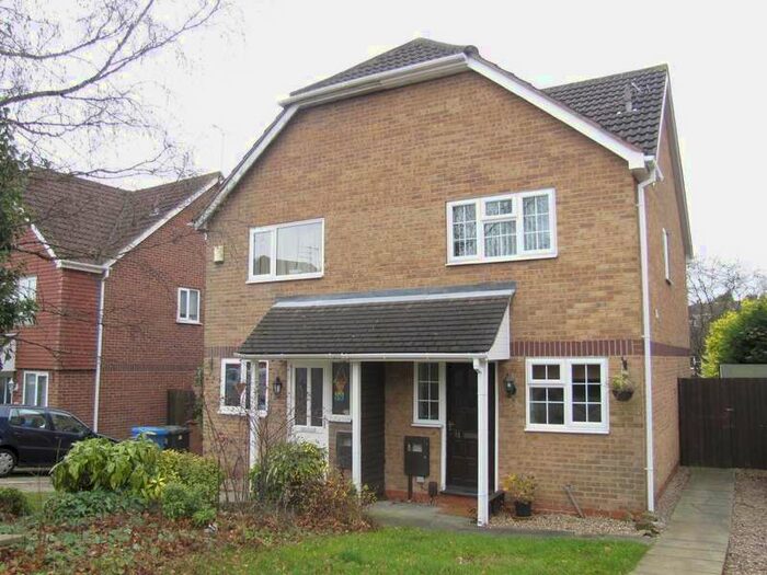 2 Bedroom Semi-Detached House To Rent In Saffron Drive, Oakwood, Oakwood, DE21