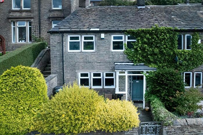 2 Bedroom Cottage To Rent In Lamb Hall Road, Longwood, Huddersfield, HD3