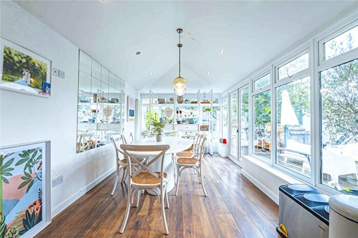 3 Bedroom Terraced House For Sale In Spring Lane, Warners End, Hemel Hempstead, Hertfordshire, HP1