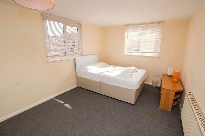 1 Bedroom Terraced House To Rent In West Hill, RG1