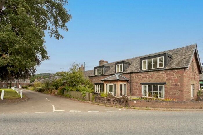 3 Bedroom Cottage For Sale In East Green, The Green, Spittalfield, Perthshire, PH1