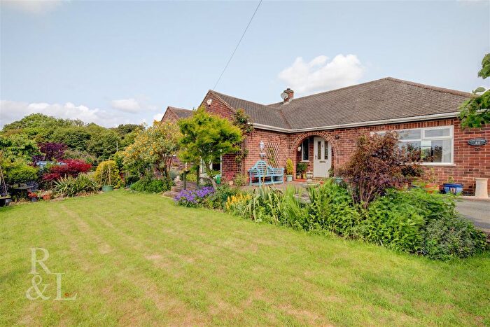 4 Bedroom Detached Bungalow For Sale In Measham Road, Acresford, Swadlincote, DE12