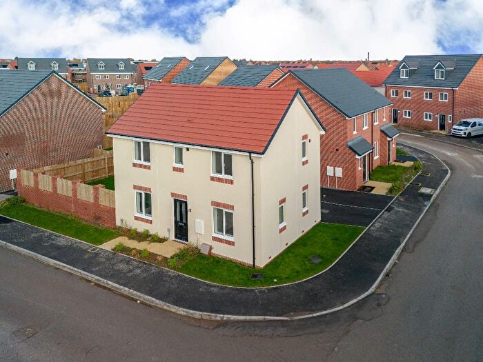 3 Bedroom Detached House For Sale In Hopkinson Way, Scartho Top, Grimsby, DN33