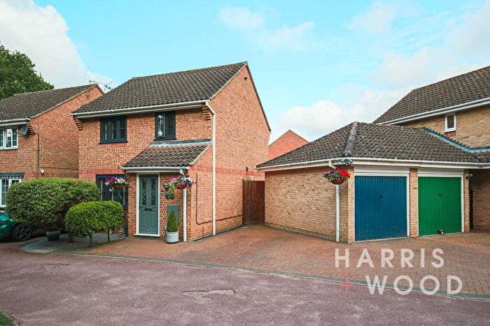 3 Bedroom Detached House For Sale In Friday Wood Green, Colchester, Essex, CO2