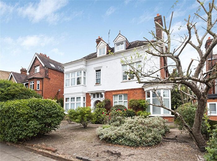 2 Bedroom Flat To Rent In West Hill, Putney, London, SW15