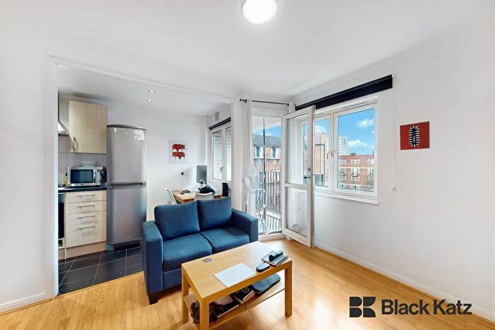 Studio For Sale In Tisdall House Barlow Street, Elephant And Castle, SE17