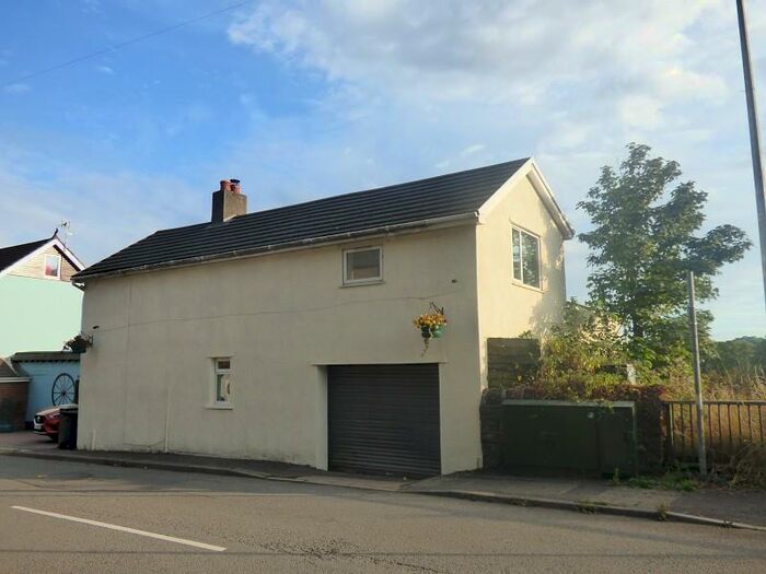 3 Bedroom Detached House To Rent In Merthyr Road, Tongwynlais, Cardiff., CF15