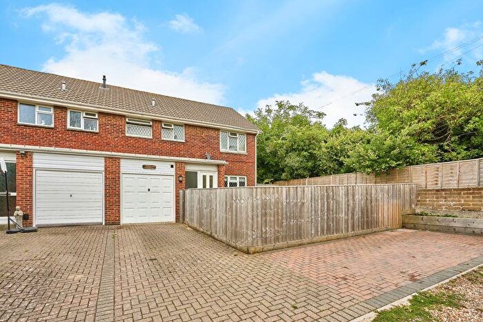 3 Bedroom Semi-Detached House For Sale In Abbey Lane, Ryde, Isle Of Wight, PO33