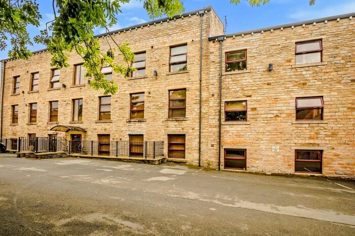 1 Bedroom Flat To Rent In New Hey Road, Marsh, Huddersfield, West Yorkshire, HD3