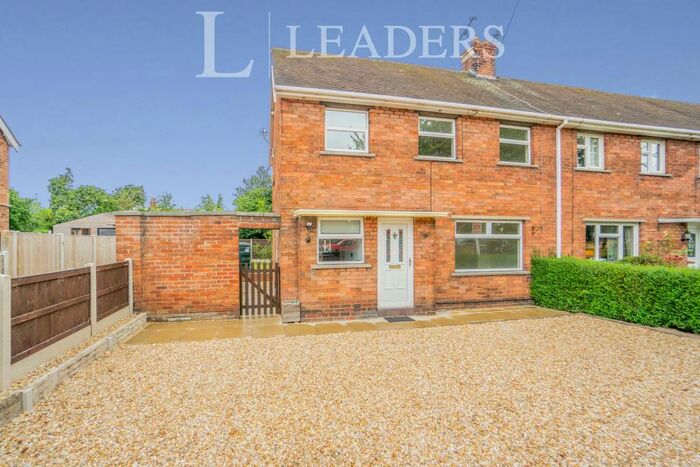 3 Bedroom Semi-Detached House To Rent In Trevalyn Hall View, Rossett, LL12