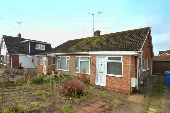 2 Bedroom Semi-Detached Bungalow To Rent In Wolfe Close, Kettering, NN15