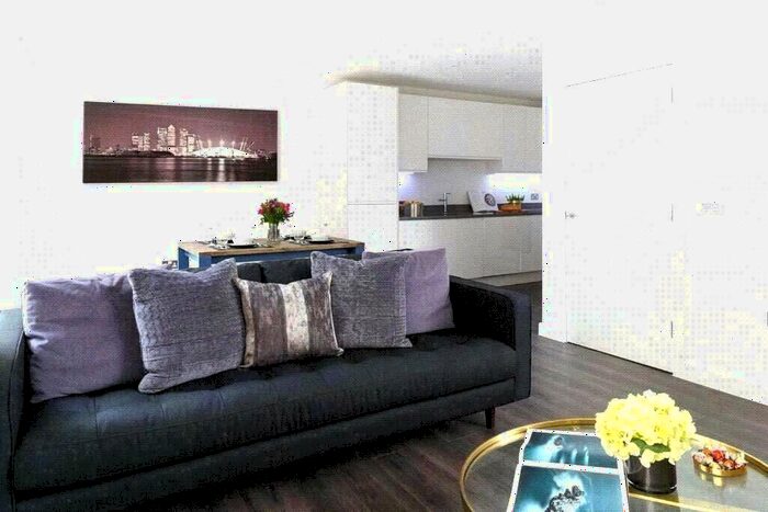 2 Bedroom Apartment To Rent In Batavia Road, London, SE14