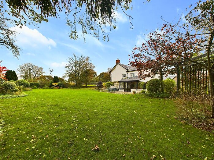 5 Bedroom Cottage For Sale In Hackhams Farm, Buckerell, EX14