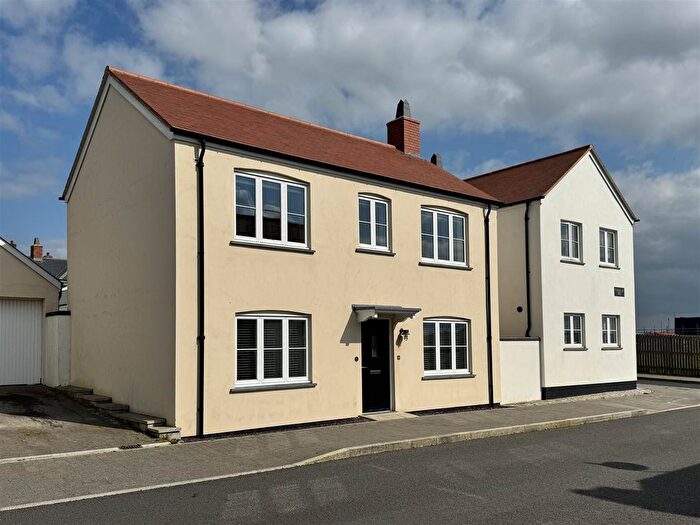 3 Bedroom Detached House For Sale In Gwarak Esels, Nansledan, Newquay, TR8