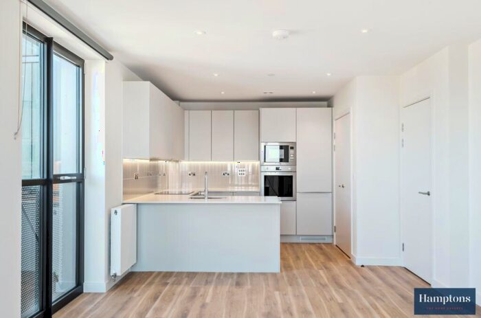 2 Bedroom Apartment To Rent In Ten Degrees, George Street, Croydon, CR0