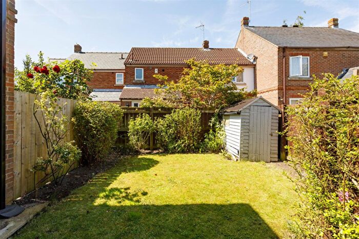 1 Bedroom Semi-Detached House To Rent In White Horse Close, Huntington, York, YO32