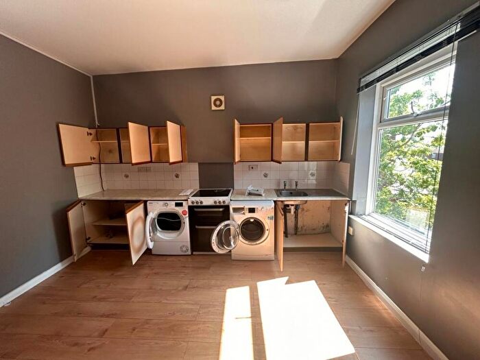 1 Bedroom Flat To Rent In Wharf Road, Pinxton, Nottingham, NG16
