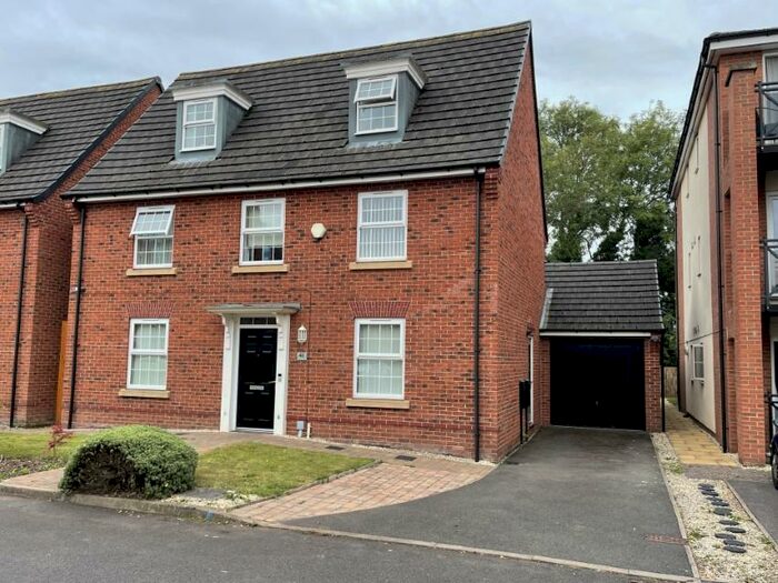 5 Bedroom Detached House To Rent In Kendrick Grove, Hall Green, Birmingham, B28
