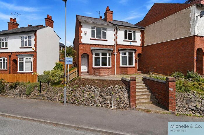 2 Bedroom Terraced House For Sale In Vicarage Road, Birmingham, B17