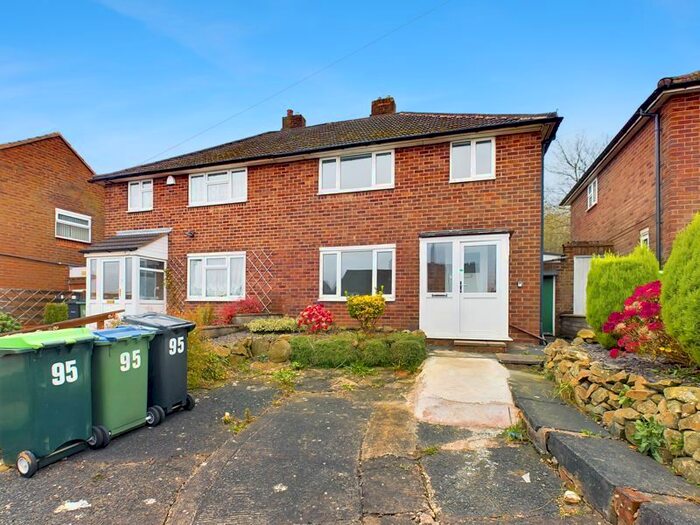 3 Bedroom Semi-Detached House To Rent In California Road, Tividale, Oldbury, B69