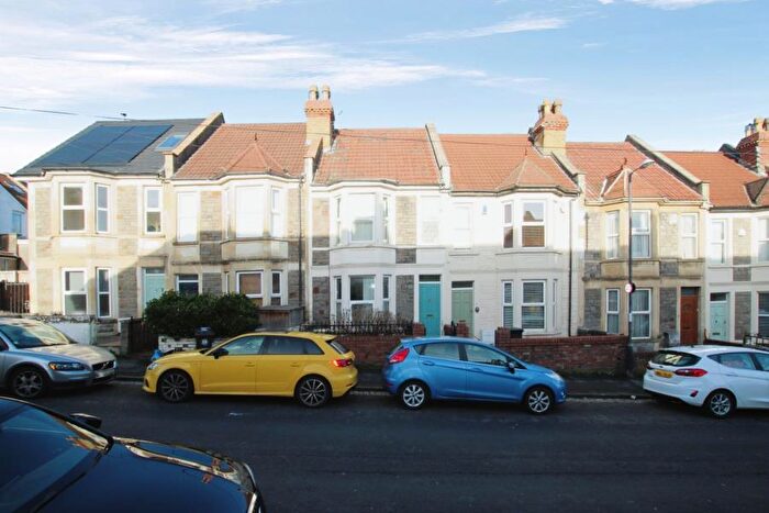 4 Bedroom Terraced House To Rent In Ramsey Road - Horfield, BS7