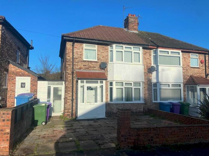 Houses to rent near Rainhill Station