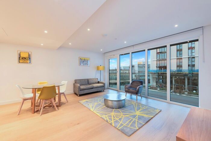 1 Bedroom Flat To Rent In Fountain Park Way, White City, London, W12