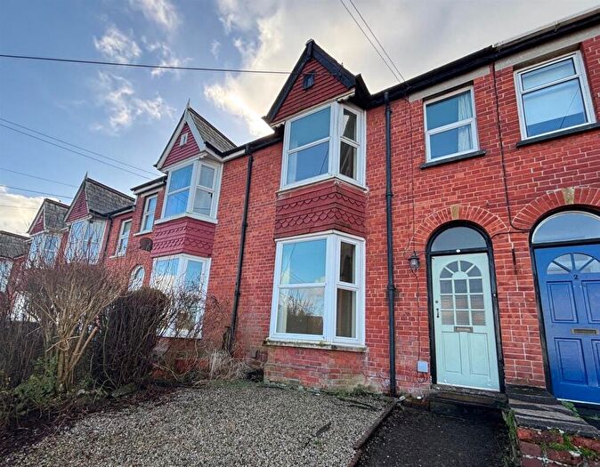 3 Bedroom Terraced House To Rent In Alexandra Terrace, PL15