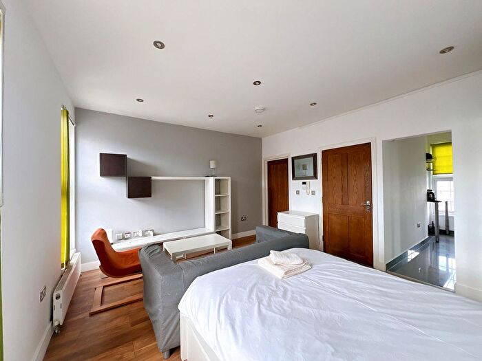 1 Bedroom Studio To Rent In Reading, RG1