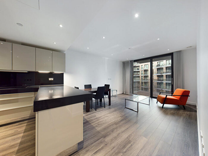 2 Bedroom Flat To Rent In Catalina House, Canter Way, E1