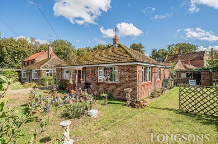 3 Bedroom Detached Bungalow For Sale In Back Lane, Castle Acre, PE32