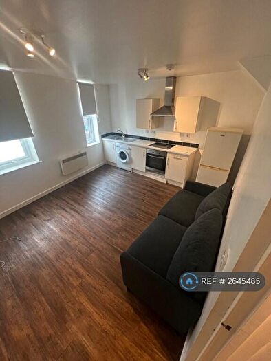 1 Bedroom Flat To Rent In Low Street, Sutton-In-Ashfield, NG17