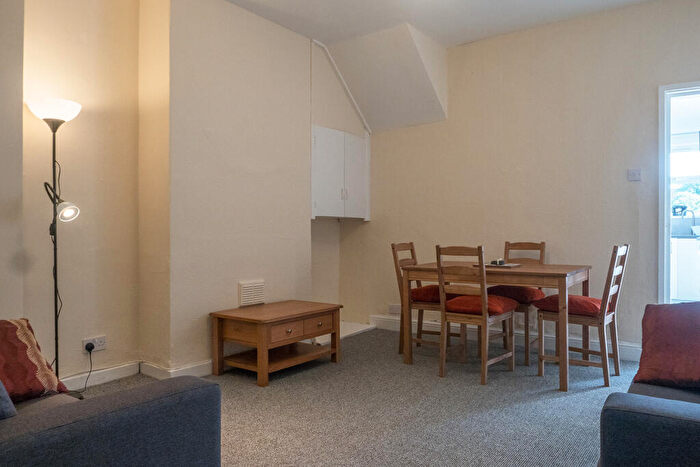 4 Bedroom House For Sale In Park Road -, Lenton, East Midlands, NG7