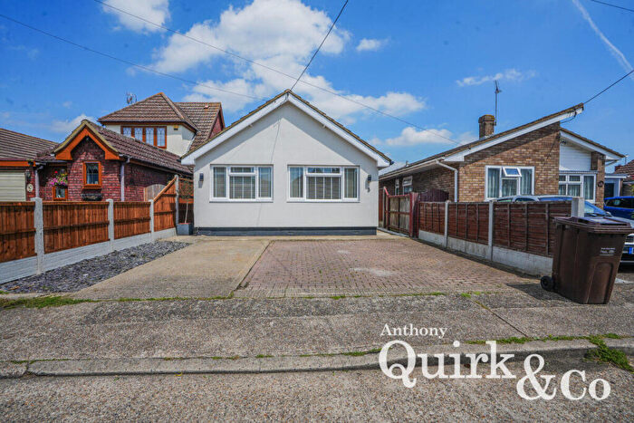 3 Bedroom Detached Bungalow For Sale In Coker Road, Canvey Island, SS8