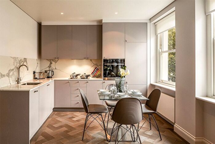 2 Bedroom Flat To Rent In Beaufort Gardens, Chelsea, SW3