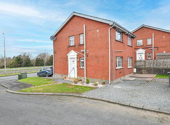 2 Bedroom Apartments For Sale In Strathearn Court, Holywood, BT18